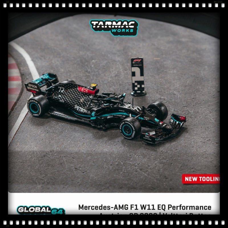 Laad de afbeelding in de Gallery-viewer, Mercedes Benz AMG F1 W11 EQ Performance #77 Valtteri Bottas Winner Austrian Grand Prix 2020 TARMAC WORKS 1:64
