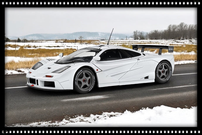 McLaren F1 GTR QUEUE COURTE BLANCHE 1996 SOLIDO 1:18