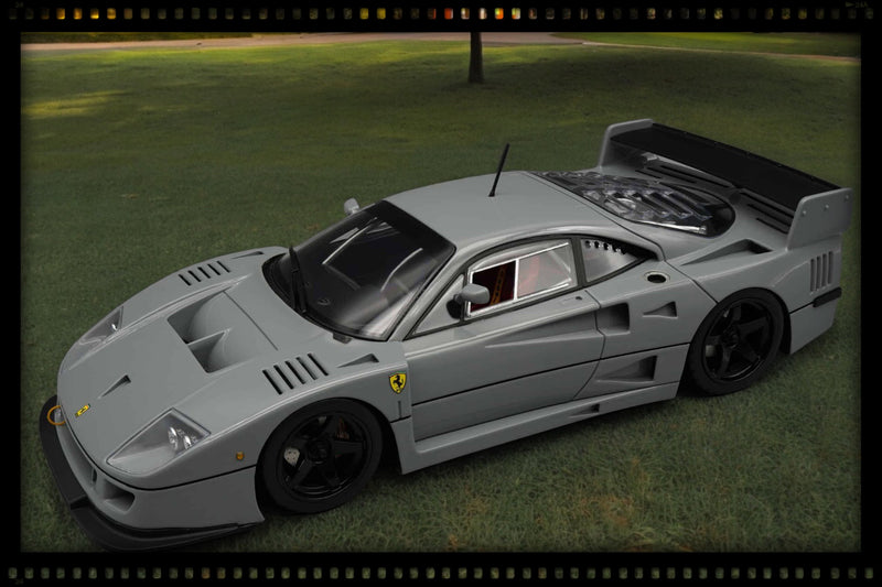 Laad de afbeelding in de Gallery-viewer, Ferrari F40 LM 1996 Press-versie Grijs met zwarte velgen TECNOMODEL 1:18
