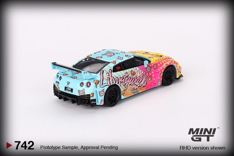 Load image into Gallery viewer, Nissan GTR (35) LB-SILHOUETTE VER.1 2023 (LHD) MINI GT 1:64
