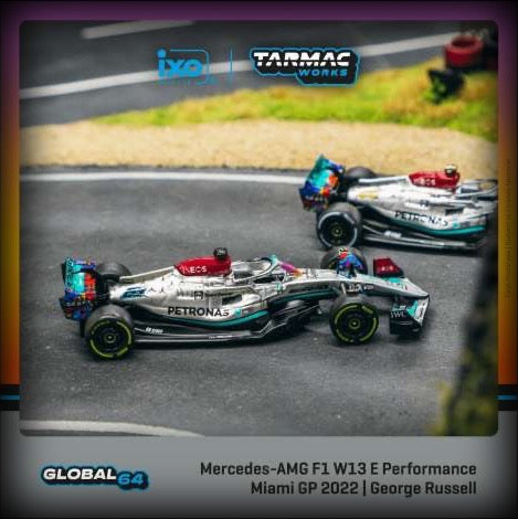 Laad de afbeelding in de Gallery-viewer, Mercedes Benz AMG F1 W13 E Performance #63 George Russell Miami Grand Prix 2022 TARMAC WORKS 1:64
