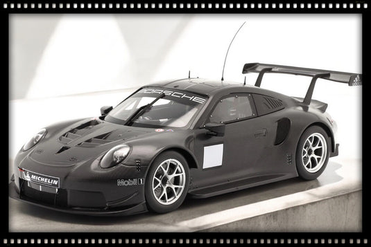 Porsche 911 RSR PRE-SEASON TEST CAR 2020 IXO 1:18