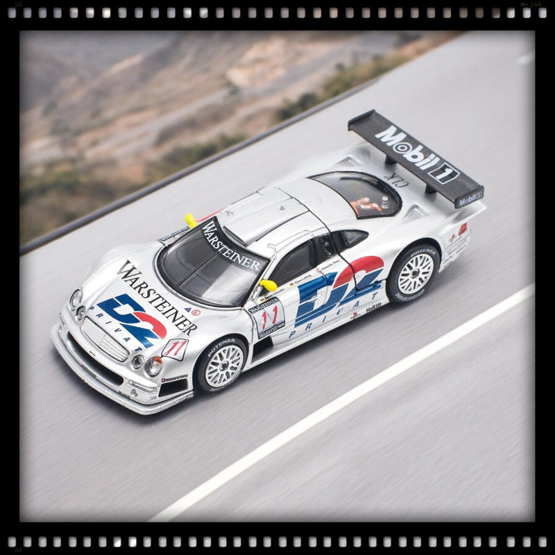 Chargez l&#39;image dans la visionneuse de la galerie, Mercedes-Benz CLK AMG GTR D2 1997 FIA GT Argenté POP RACE 1:64
