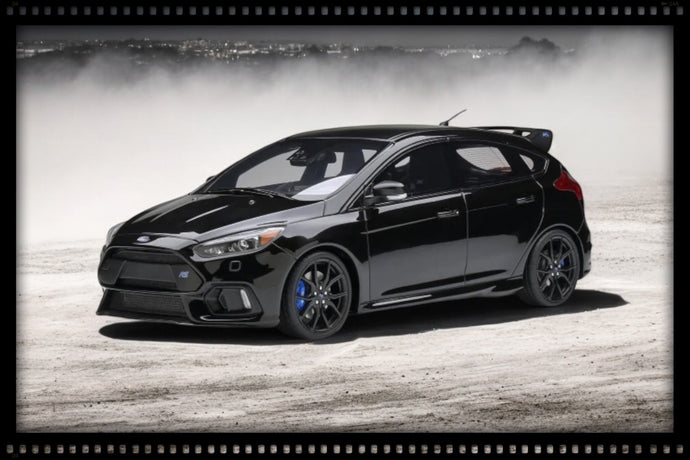 Ford FOCUS RS SHADOW 2017 OTTOmobile 1:18