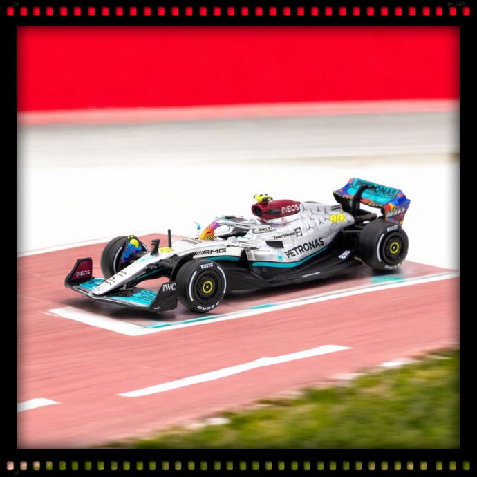 Mercedes AMG F1 W13 EQ Performance #44 Lewis Hamilton Miami Grand Prix 2022 TARMAC WORKS 1:64