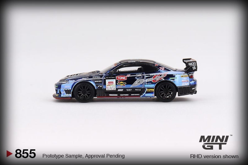 Laad de afbeelding in de Gallery-viewer, Nissan Silvia S15 D-MAX #70 D-MAX Racing 2023 D1 Grand Prix Blauw/Zwart (RHD) MINI GT 1:64
