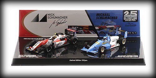 Laad de afbeelding in de Gallery-viewer, SET 2 AUTO&#39;S – REYNARD SPIESS F903/DALLARA MERCEDES F317 – MICHAEL/MICK SCHUMACHER – MACAU 1990/2018 - LIMITED EDITION - MINICHAMPS 1:43
