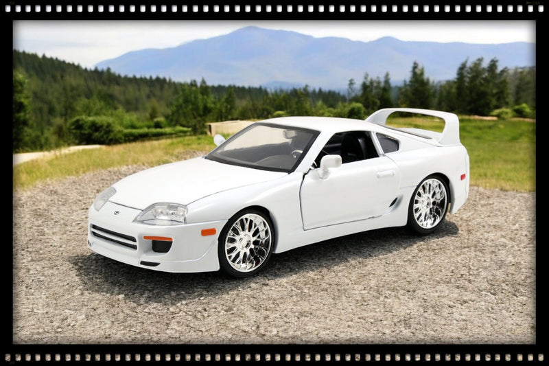 Laad de afbeelding in de Gallery-viewer, Fast &amp; Furious Toyota Supra 1995 Wit JADA 1:24
