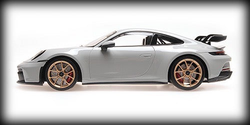 Chargez l&#39;image dans la visionneuse de la galerie, Porsche 911 (992) GT3 2021 Blanc MINICHAMPS 1:18
