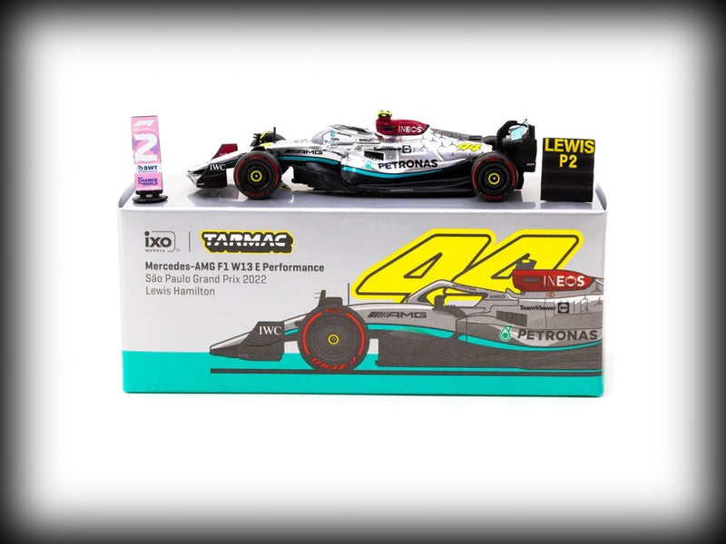 Laad de afbeelding in de Gallery-viewer, Mercedes AMG F1 W13 EQ Performance #44 Lewis Hamilton Sao Paulo Grand Prix 2022 TARMAC WORKS 1:64
