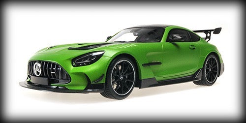Load image into Gallery viewer, Mercedes Benz AMG GT BLACK SERIES 2020 Green MINICHAMPS 1:18
