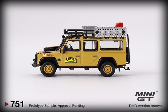 Land Rover DEFENDER 110 AMAZON TEAM JAPAN CAMEL TROPHY 1989 (LHD) MINI GT 1:64