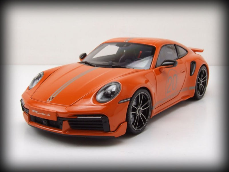 Chargez l&#39;image dans la visionneuse de la galerie, Porsche 911 (992) Turbo S coupé Sport Design 2021 Orange MINICHAMPS 1:18
