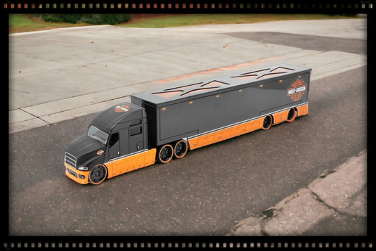 Daimler Truck Harley-Davidson Black/Orange  MAISTO 1:64