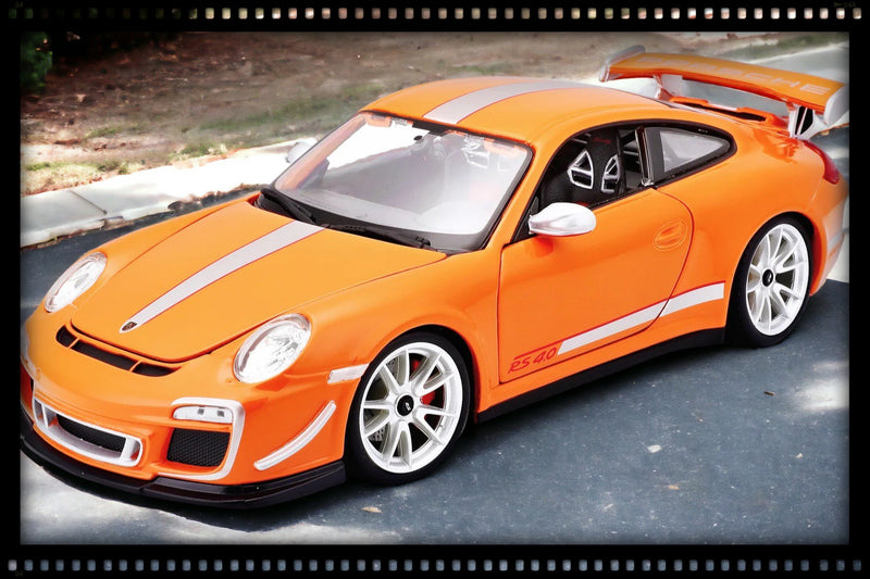 Laad de afbeelding in de Gallery-viewer, Porsche 911 GT3 RS 4.0 2012 Oranje BBURAGO 1:18
