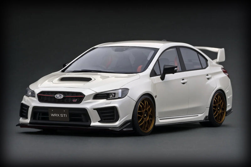 Laad de afbeelding in de Gallery-viewer, Subaru WRX (CBA-VAB) STI Wit IGNITION MODEL 1:18
