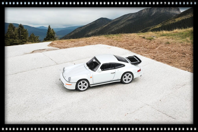 Porsche RUF CTR 1987 Blanc PARA64 1:64