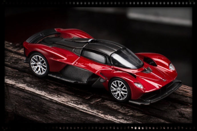 Aston Martin Valkyrie Red POP RACE 1:64