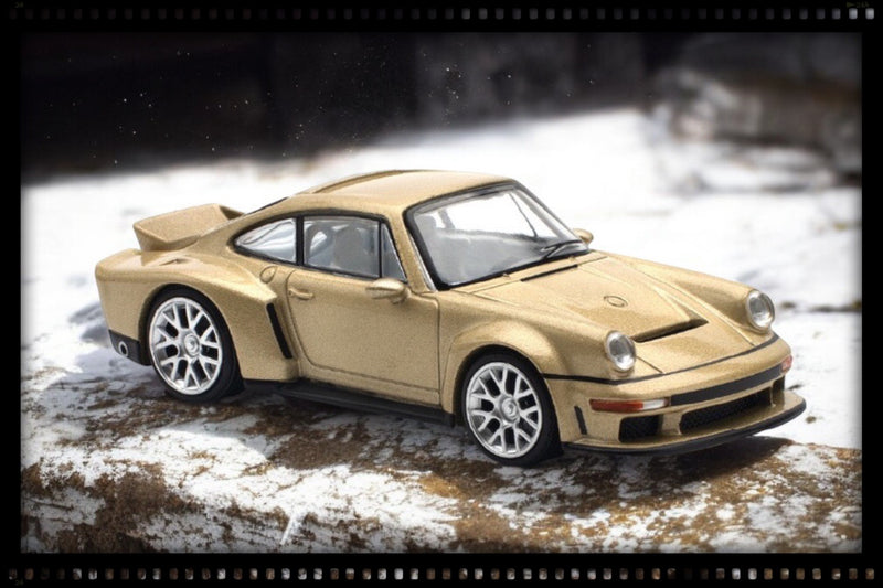 Laad de afbeelding in de Gallery-viewer, Porsche Singer DLS Turbo (Road) Goud POP RACE 1:64
