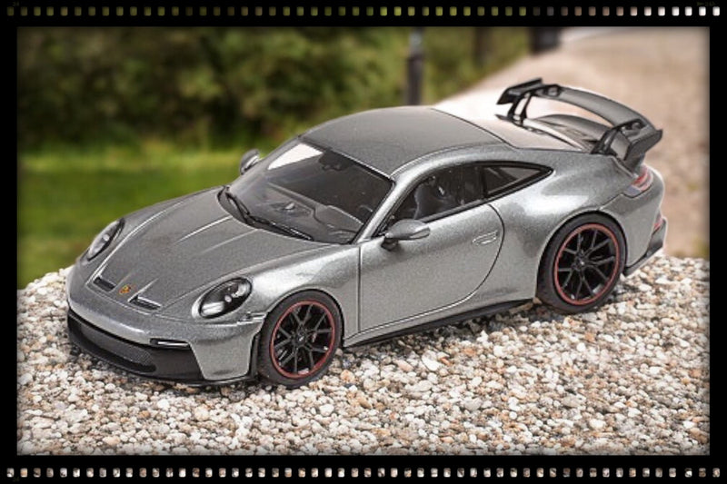 Load image into Gallery viewer, Porsche 911 (992) GT3 2020 Grey MINICHAMPS 1:43
