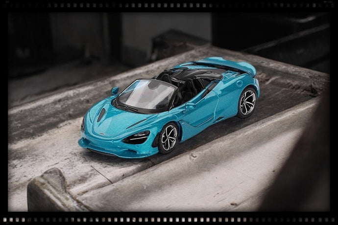 McLaren 750S SPIDER BELIZE BLEU 2024 (LHD) MINI GT 1:64