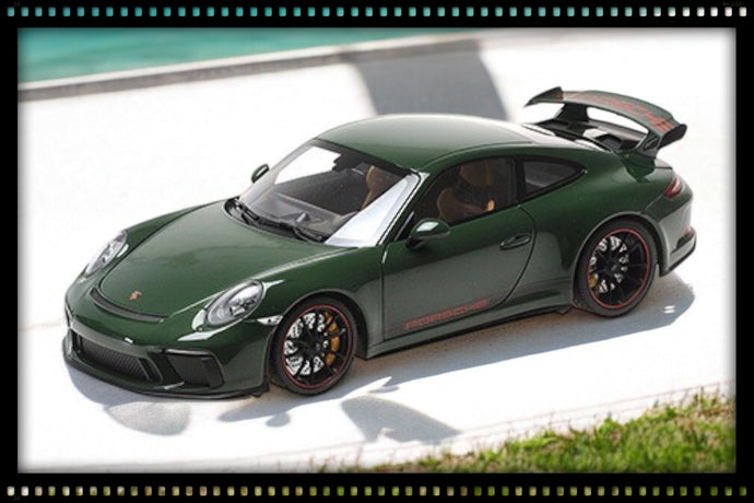 Porsche 911 GT3 2017 Green MINICHAMPS 1:18