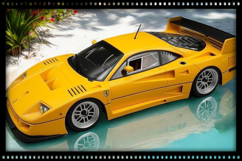 Laad de afbeelding in de Gallery-viewer, Ferrari F40 LM 1996 Press-versie Geel met BBS zilveren velgen TECNOMODEL 1:18
