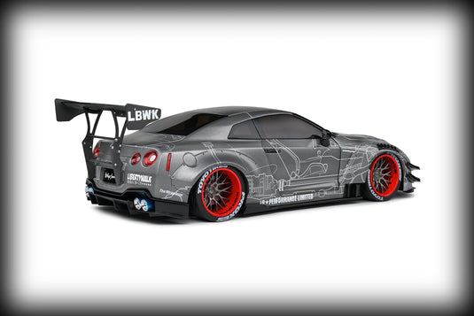 Nissan GT-R (R35) AVEC KIT CARROSSERIE LIBERTY WALK 2.0 CATALOGUE DESIGN 2020 SOLIDO 1:18