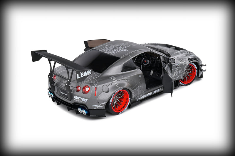 Chargez l&#39;image dans la visionneuse de la galerie, Nissan GT-R (R35) AVEC KIT CARROSSERIE LIBERTY WALK 2.0 CATALOGUE DESIGN 2020 SOLIDO 1:18
