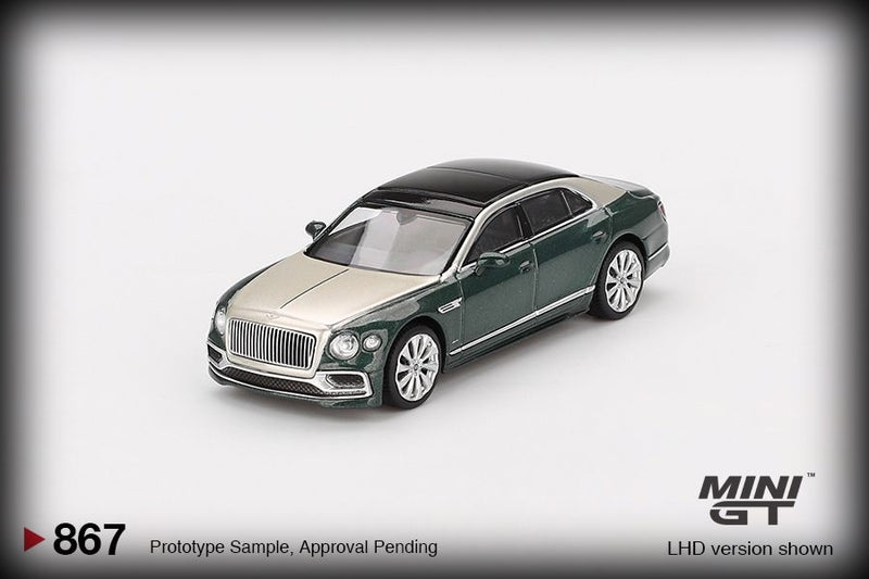 Chargez l&#39;image dans la visionneuse de la galerie, Bentley FLYING SPUR BLANC SABLE VERT 2024 (LHD) MINI GT 1:64
