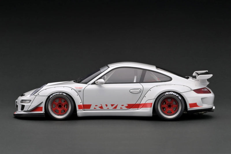 Laad de afbeelding in de Gallery-viewer, Porsche RWB 997 GT3 Wit IGNITION MODEL 1:18
