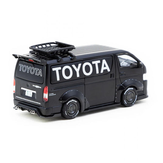 Toyota Hiace Widebody Black TARMAC WORKS 1:64