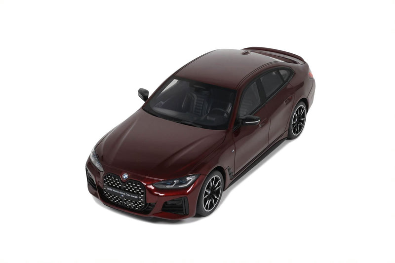 Laad de afbeelding in de Gallery-viewer, Bmw M440I XDRIVE GRAN COUPE AVENTURIN ROOD III METALLIC INDIVIDUAL OTTOmobile 1:18
