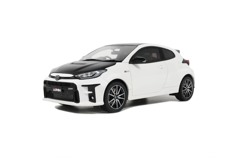 Load image into Gallery viewer, Toyota YARIS RALLY PACKAGE EMOTIONAL WHITE 2022 OTTOmobile 1:18
