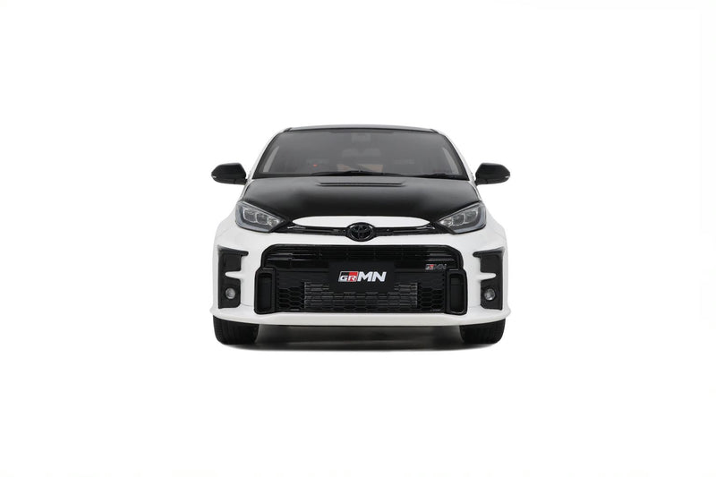 Load image into Gallery viewer, Toyota YARIS RALLY PACKAGE EMOTIONAL WHITE 2022 OTTOmobile 1:18
