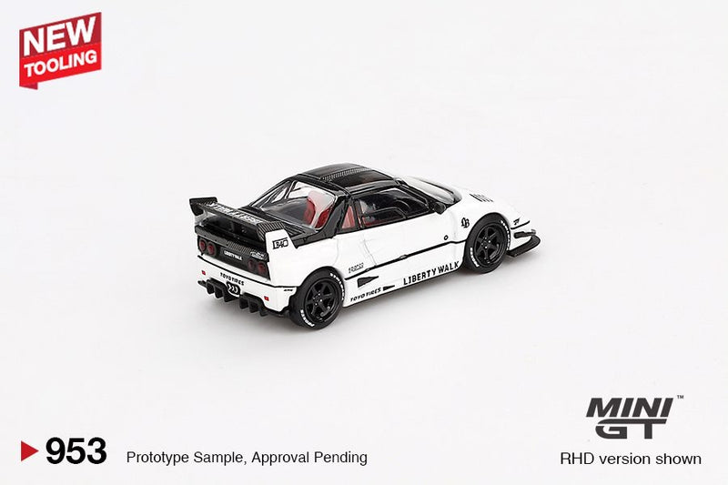 Laad de afbeelding in de Gallery-viewer, Mazda AZ-1 LIBERTY WALK LB40 TOKYO AUTO SALON 2024 (RHD) MINI GT 1:64
