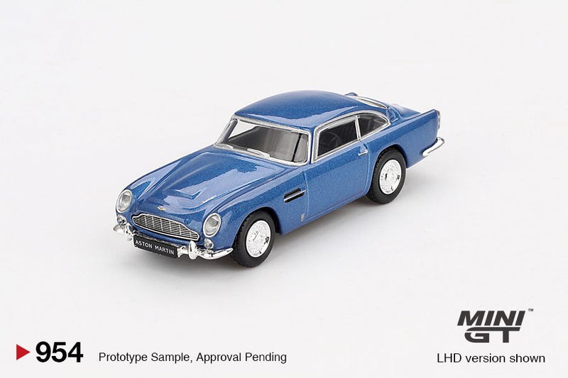 Laad de afbeelding in de Gallery-viewer, Aston Martin DB5 BLAUW 1965 (LHD) MINI GT 1:64
