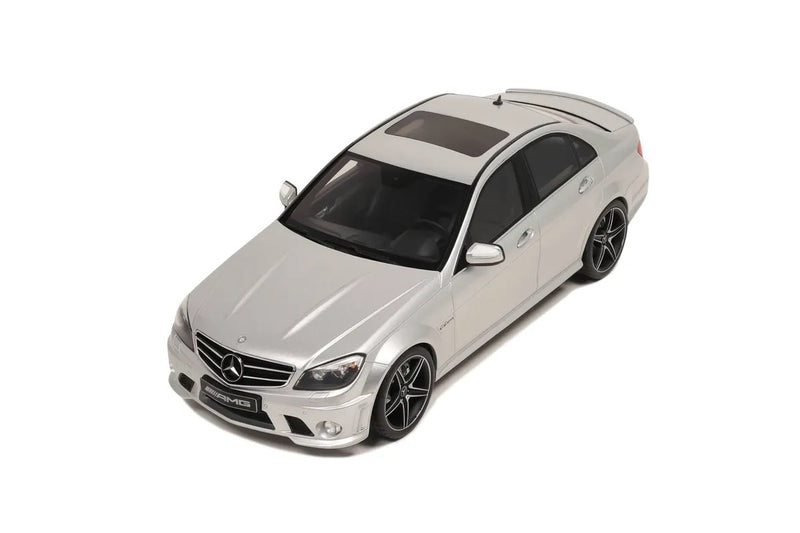 Chargez l&#39;image dans la visionneuse de la galerie, Mercedes-Benz C63 AMG ARGENTÉ GT SPIRIT 1:18
