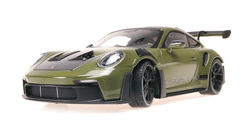 Laad de afbeelding in de Gallery-viewer, Porsche 911 (992) GT3RS 2024 NATO OLIJFGROEN MET ZWARTE WIELEN MINICHAMPS 1:18
