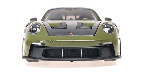 Laad de afbeelding in de Gallery-viewer, Porsche 911 (992) GT3RS 2024 NATO OLIJFGROEN MET ZWARTE WIELEN MINICHAMPS 1:18
