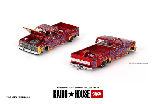 Chevrolet SILVERADO DUALLY ON FIRE V1 1980 MINI GT 1:64