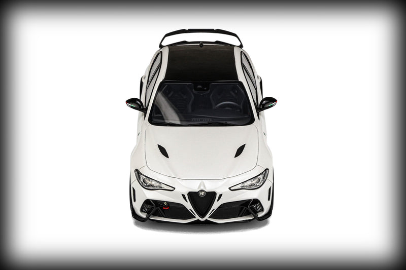 Laad de afbeelding in de Gallery-viewer, &lt;tc&gt;Alfa Romeo GIULIA GTAM 2020 OTTOmobile 1:18&lt;/tc&gt;
